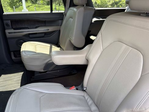 Used 2021 Ford Expedition Limited RWD image 31