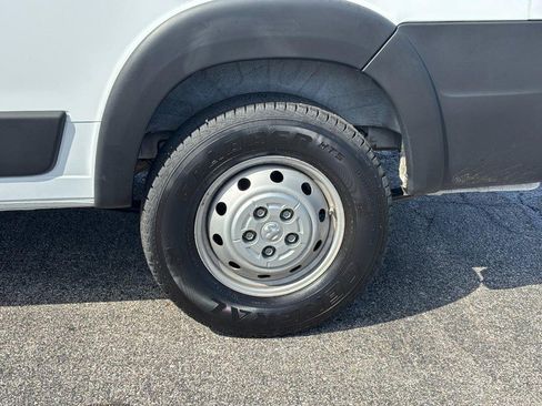 Used 2023 RAM ProMaster 2500 w/ Convenience Group image 10