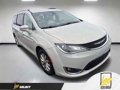 Used 2019 Chrysler Pacifica Touring-L