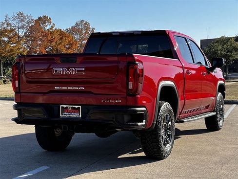 Used 2024 GMC Sierra 1500 AT4X image 4