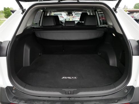 Certified 2025 Toyota RAV4 XLE Premium AWD/4WD image 18
