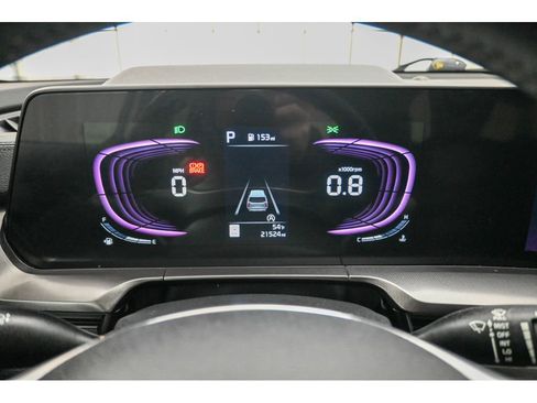 Used 2024 Kia Telluride S image 34