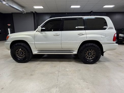 Used 2001 Lexus LX 470 4WD image 8