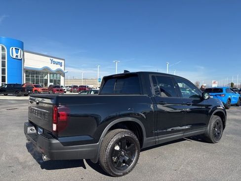 New 2026 Honda Ridgeline Black Edition image 3