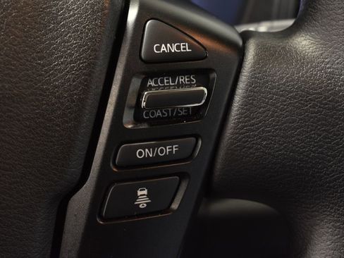 Used 2024 Nissan Frontier S w/ Technology Package image 18