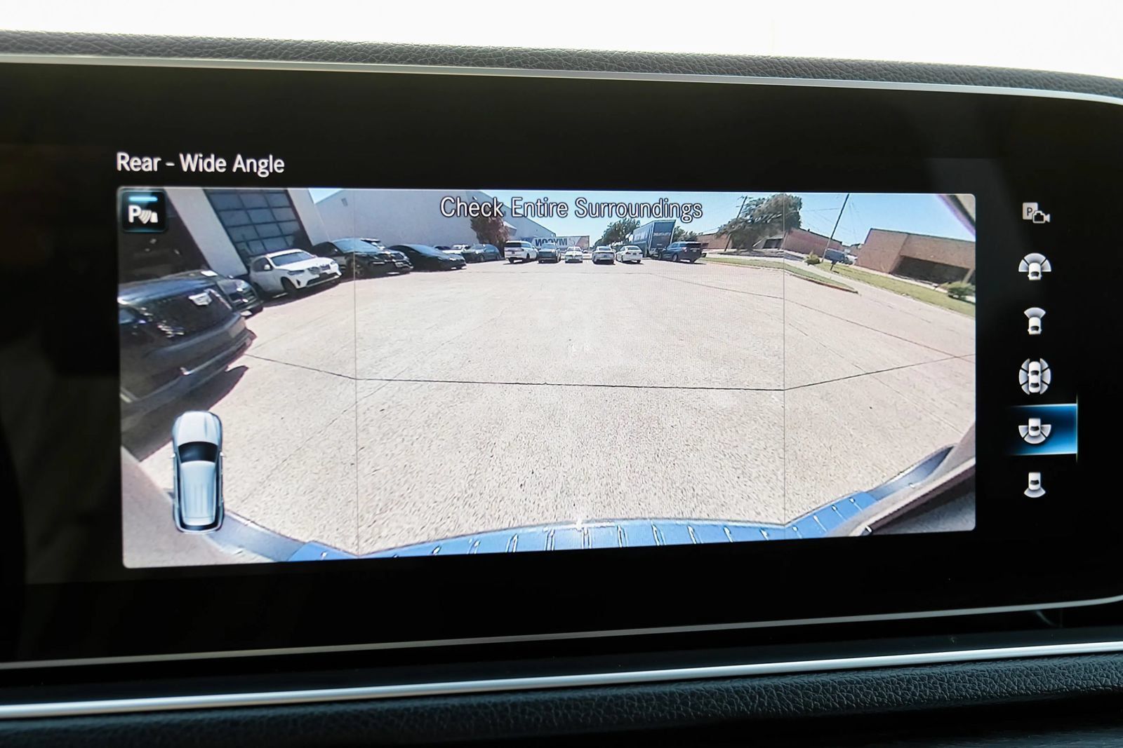 Used 2023 Mercedes-Benz GLE 350 w/ Premium Package image 27