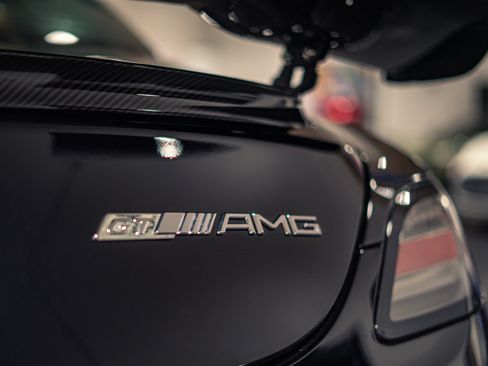 Used 2015 Mercedes-Benz SLS AMG GT Final Edition image 16