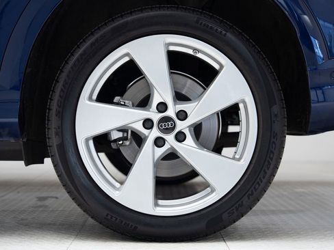Certified 2025 Audi Q5 Premium w/ Premium Plus AWD/4WD image 30