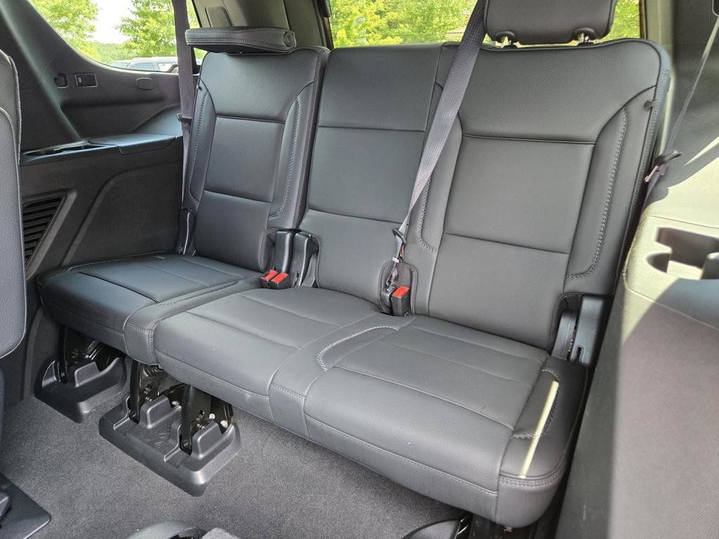 Used 2021 GMC Yukon Denali w/ Denali Ultimate Package AWD/4WD image 20