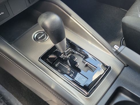 Used 2024 Mitsubishi Outlander Sport ES AWD/4WD image 23