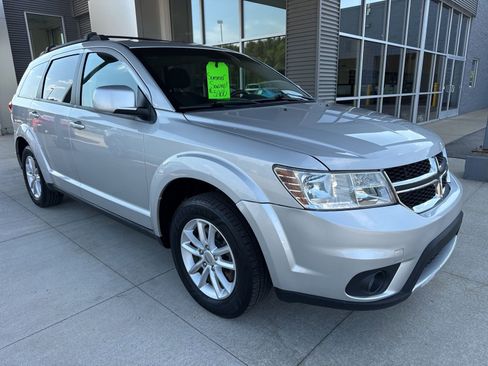 Used 2013 Dodge Journey SXT w/ Flexible Seating Group FWD image 9