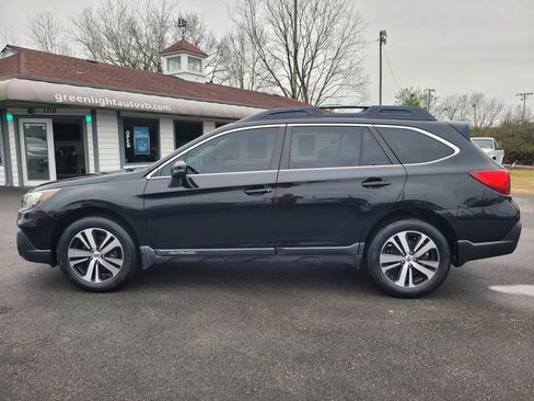 Used 2018 Subaru Outback 2.5i Limited image 7