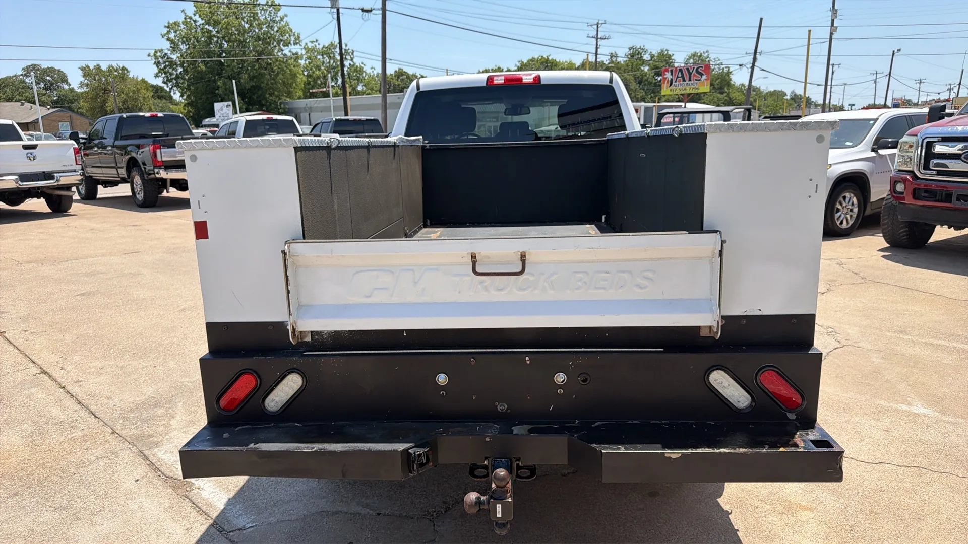 Used 2018 RAM 3500 Tradesman w/ Chrome Appearance Group AWD/4WD image 6