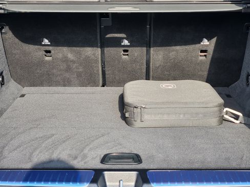 Used 2023 Mercedes-Benz EQE 350+ SUV image 33