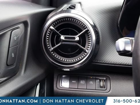 Used 2025 Chevrolet Equinox LT AWD/4WD image 11