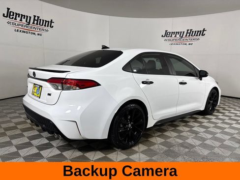 Used 2021 Toyota Corolla SE FWD image 6