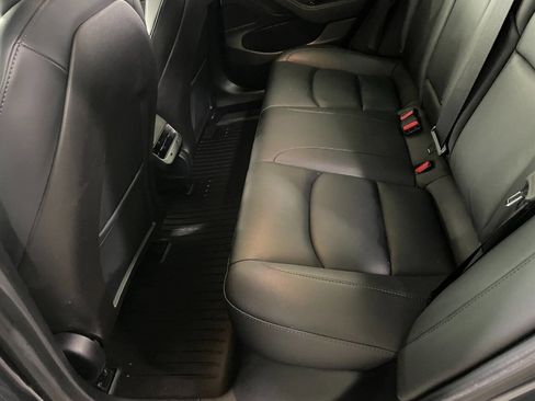 Used 2020 Tesla Model 3 Standard Range Plus image 19