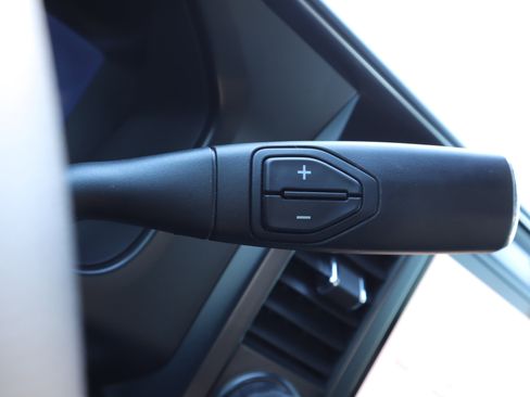 Used 2025 Ford F350 Platinum image 19