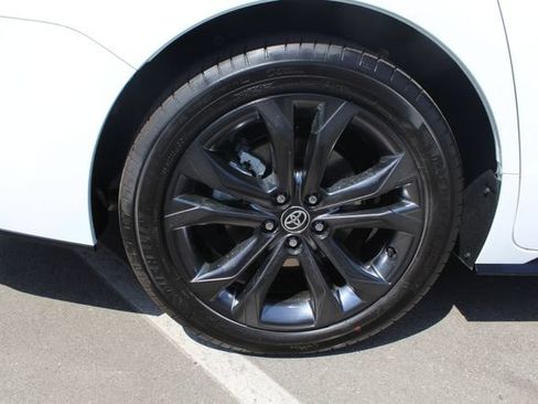 Certified 2026 Toyota Sienna XSE FWD image 9