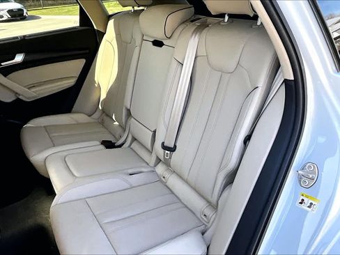 Used 2023 Audi Q5 e Prestige image 19