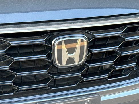Used 2023 Honda CR-V EX image 5