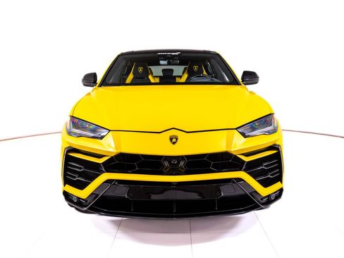 Used 2021 Lamborghini Urus AWD/4WD image 8