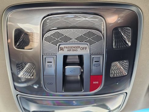 Used 2025 Genesis GV80 3.5T Prestige AWD/4WD image 18