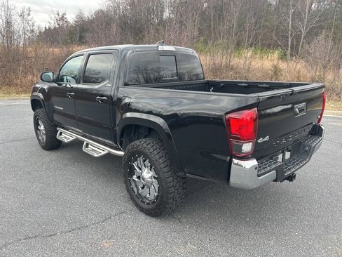 Used 2023 Toyota Tacoma SR5 image 3