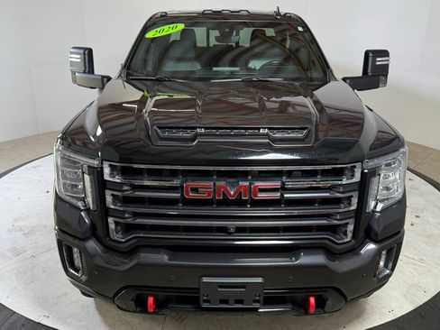 Used 2020 GMC Sierra 2500 AT4 w/ AT4 Premium Package image 2