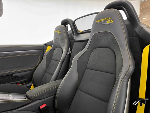 Used 2024 Porsche 718 Boxster Spyder RS image 17