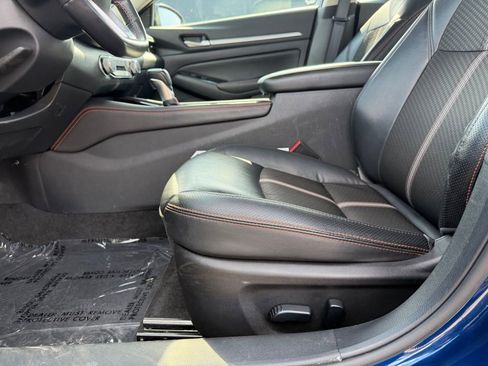 Used 2024 Nissan Altima 2.5 SR FWD image 18