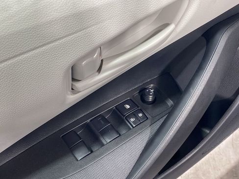 Used 2025 Toyota Corolla LE image 15