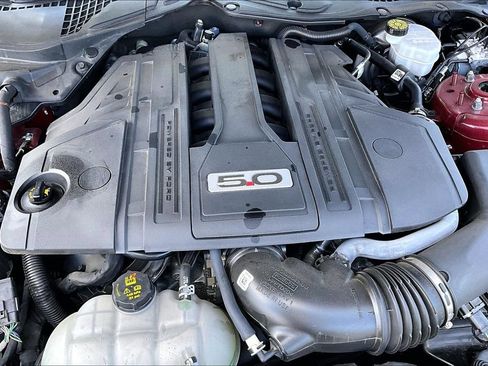 Used 2021 Ford Mustang GT Premium w/ Black Accent Package RWD image 31