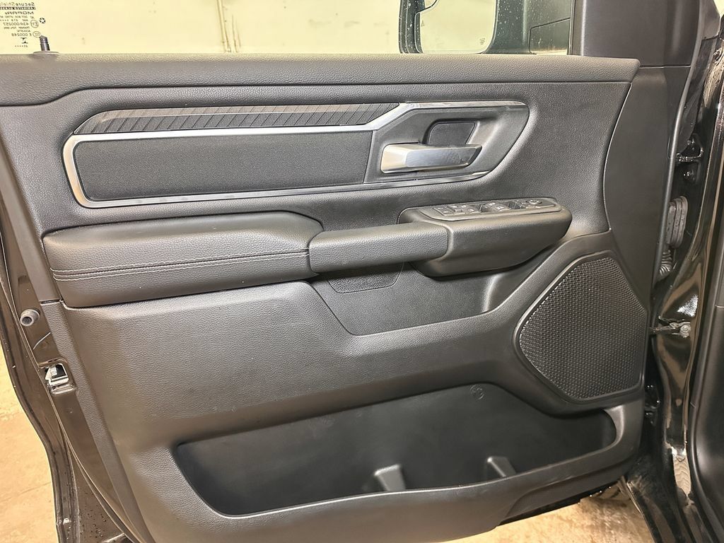 New 2026 RAM 1500 Big Horn AWD/4WD image 18