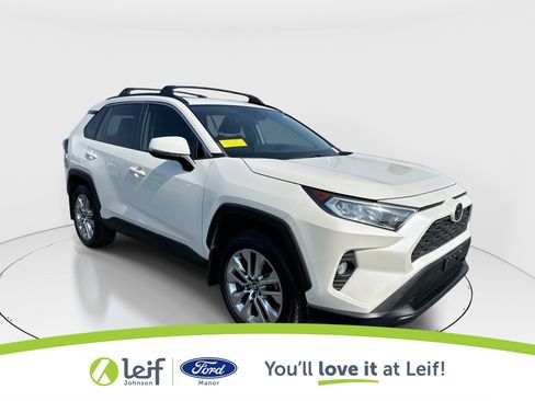 Used 2021 Toyota RAV4 XLE Premium image 1
