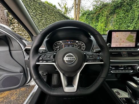 Used 2021 Nissan Altima 2.5 SL image 11