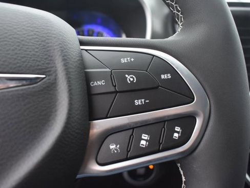 New 2026 Chrysler Voyager LX image 22