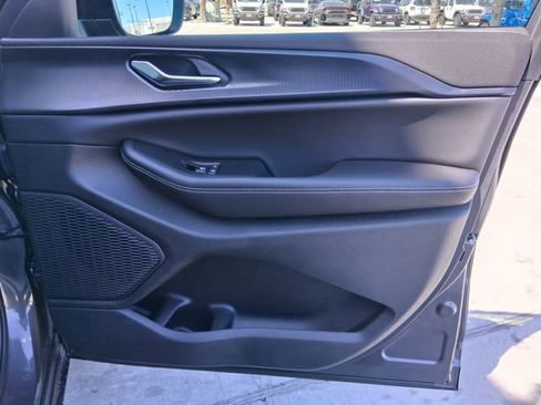 New 2026 Jeep Grand Cherokee Laredo X RWD image 24