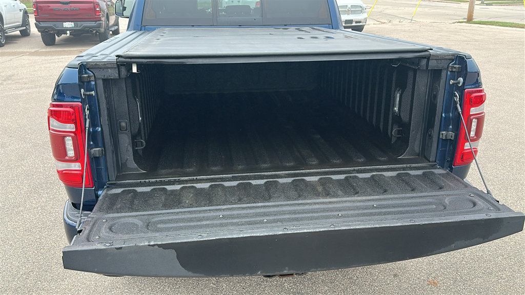 Used 2022 RAM 2500 Laramie AWD/4WD image 8