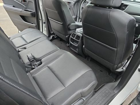 Used 2022 Honda Passport EX-L image 12