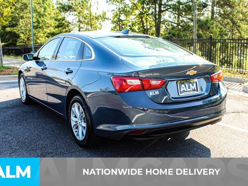 Used 2025 Chevrolet Malibu LT FWD image 4