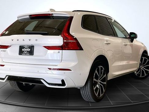 Certified 2025 Volvo XC60 B5 Plus image 3