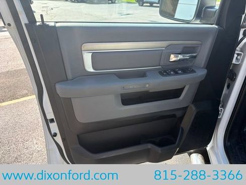 Used 2016 RAM 1500 Classic SLT AWD/4WD image 20