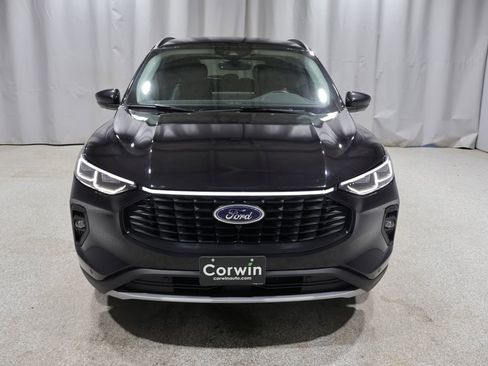 Used 2024 Ford Escape Platinum AWD/4WD image 9
