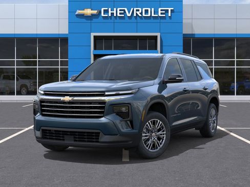 New 2026 Chevrolet Traverse LT image 1