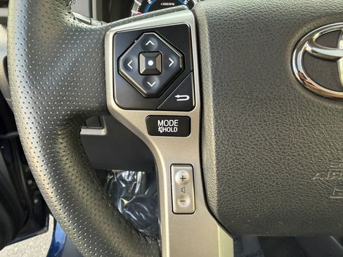 Used 2019 Toyota 4Runner SR5 Premium AWD/4WD image 23