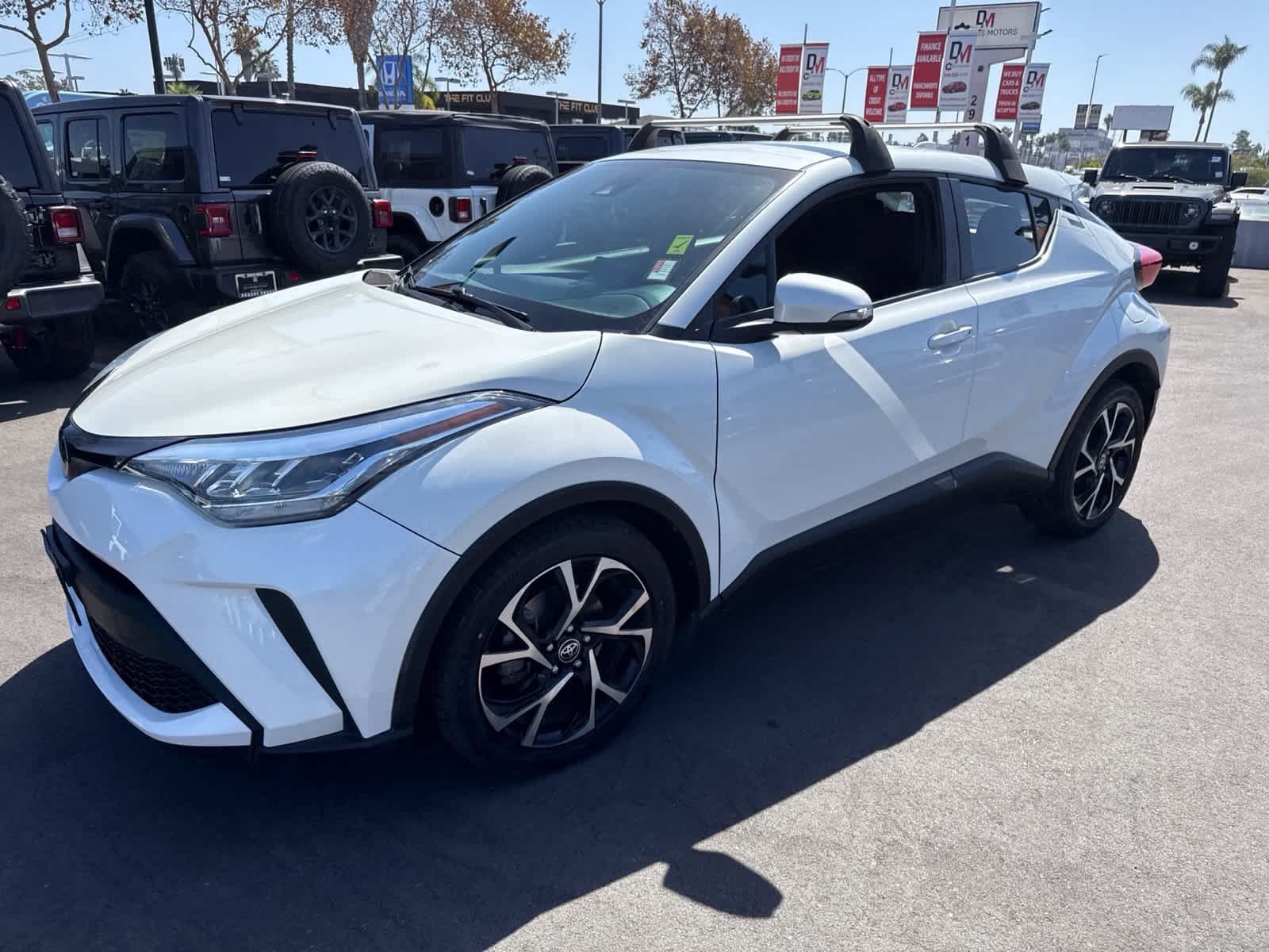 Used 2021 Toyota C-HR XLE FWD image 23