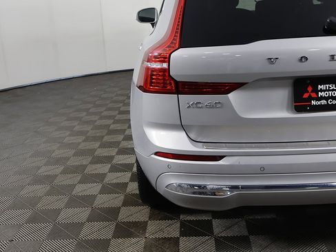 Used 2022 Volvo XC60 B6 Inscription w/ Climate Package image 16