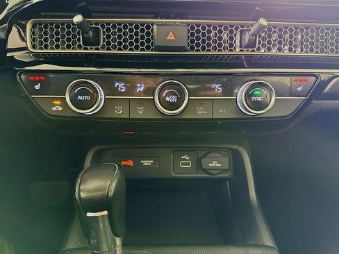 Certified 2023 Honda Civic EX image 15