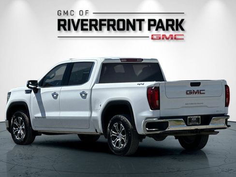 Used 2024 GMC Sierra 1500 SLT image 5